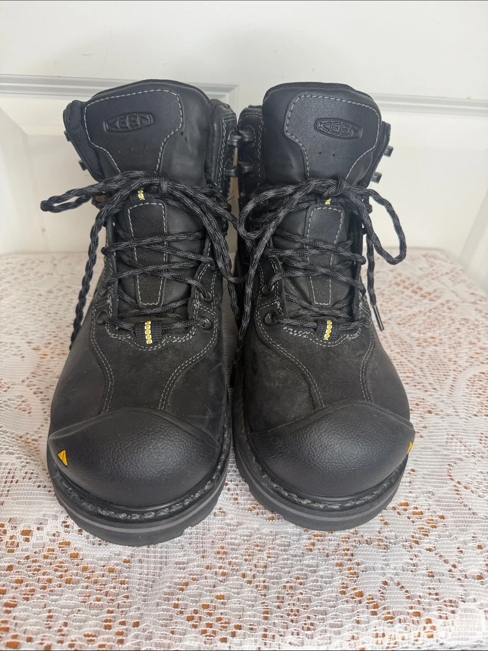 Keen dry waterproof hard toe Men's Black Lace-Up Work Boots sz 7